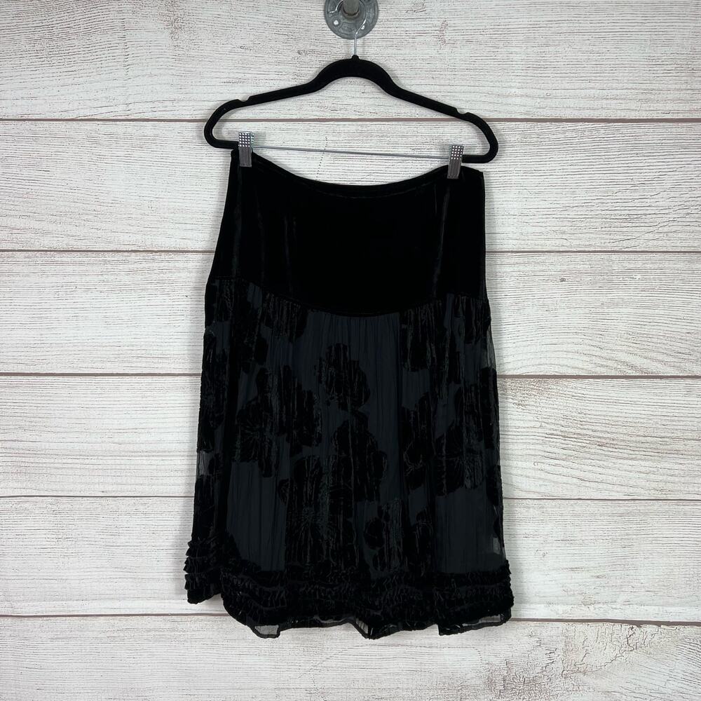 Gerard Darel Women's Black Velvet Sheer Floral Skirt Size 38/6
